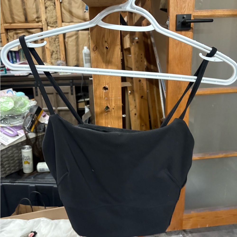 Wunder train strappy tank
